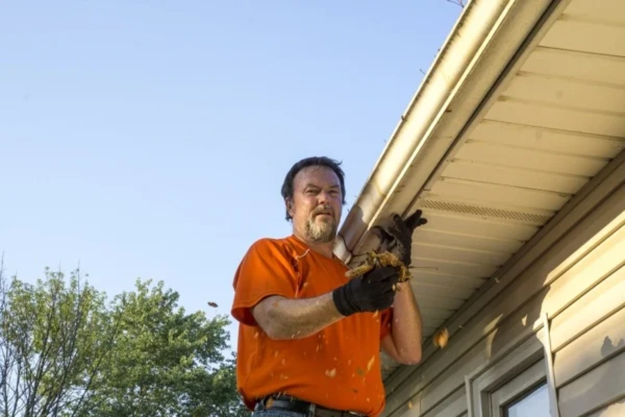 Detecting Common Seamless Gutter Issues in Chatham, NJ Detecting Common Seamless Gutter Issues in Chatham, NJ
